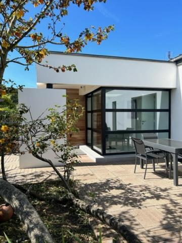 Maison Montmarin: Seaside Villa with Spa in Northern Brittany Locquenole Exterior photo
